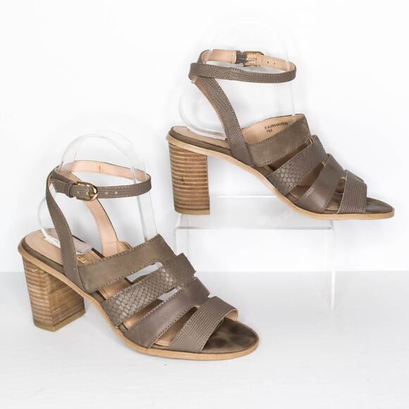 Tahari Heeled Sandals Fairhaven Strappy Minimalist Cottage Quiet Luxury Earthy 7 - Picture 1 of 6